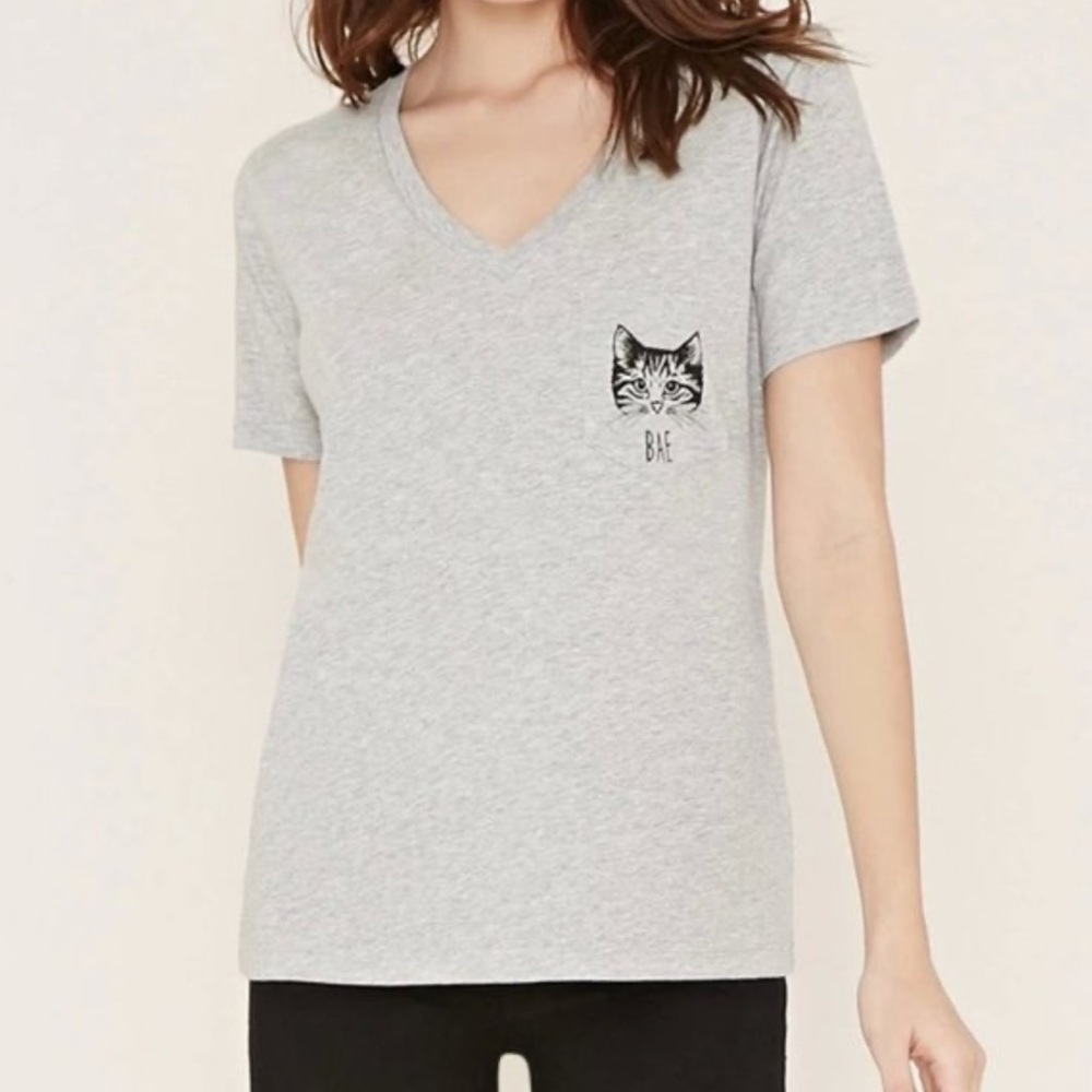 Forever 21 Gray Tee with Cat Graphic
